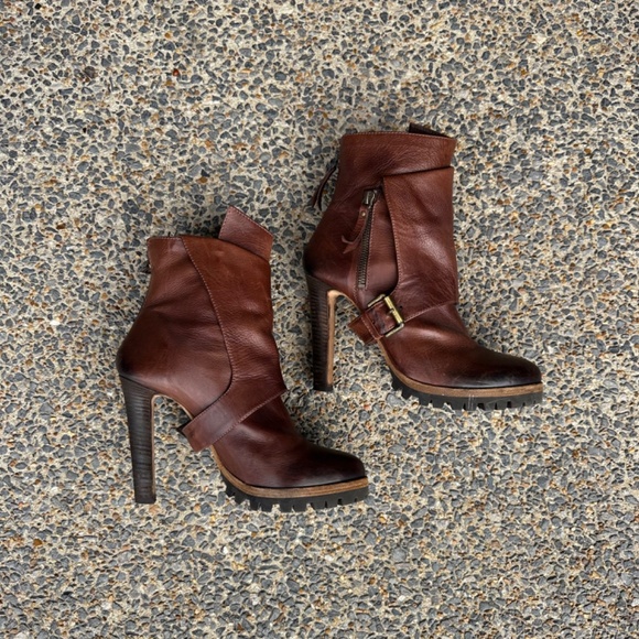 VIC MATIE Brown Leather High Heel Ankle Bootie EU 38 - Picture 8 of 13